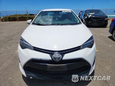 Piąte zdjęcie samochodu w środku: 2018 TOYOTA COROLLA L VIN:5YFBURHE2JP758866 - miniatura