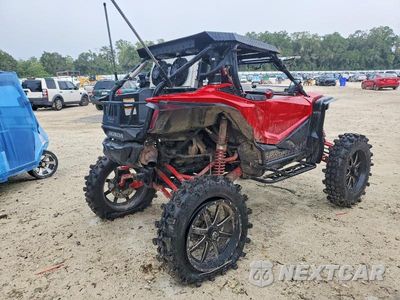 Czwarte zdjęcie samochodu z boku: 2019 HONDA SXS1000S UTILITY VEHICLE VIN:1HFVE0549K4003631 - miniatura