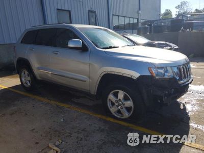 Czwarte zdjęcie samochodu z boku: 2011 JEEP GRAND CHEROKEE LAREDO VIN:1J4RR4GG1BC654721 - miniatura