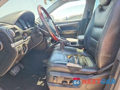 Zdjęcie 7 z 13 samochodu: 2005 PORSCHE CAYENNE VIN:WP1AA29P15LA22090 - miniatura