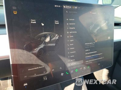 Zdjęcie 9 z 12 samochodu: 2022 TESLA MODEL Y VIN:7SAYGDEE5NF358684 - miniatura