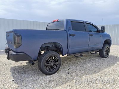 Trzecie zdjęcie samochodu z tyłu: 2014 TOYOTA TUNDRA CREWMAX SR5 VIN:5TFEY5F11EX148961 - miniatura