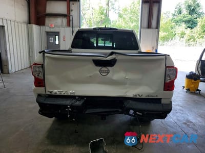 Zdjęcie 6 z 13 samochodu: 2023 NISSAN TITAN SV VIN:1N6AA1EDXPN109773 - miniatura