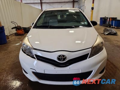 Piąte zdjęcie samochodu w środku: 2014 TOYOTA YARIS 3-DOOR LE VIN:JTDJTUD30ED594662 - miniatura