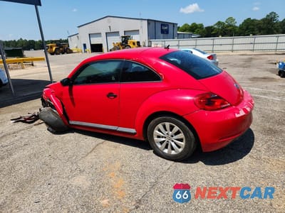 Drugie zdjęcie samochodu z przodu: 2014 VOLKSWAGEN BEETLE VIN:3VWFP7AT6EM604032 - miniatura