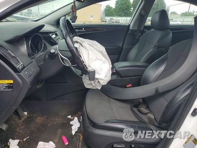 Zdjęcie 7 z 12 samochodu: 2014 HYUNDAI SONATA SE VIN:5NPEC4AC8EH835335 - miniatura