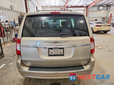 Zdjęcie 6 z 13 samochodu: 2014 CHRYSLER TOWN & COUNTRY TOURING VIN:2C4RC1BG7ER402416 - miniatura