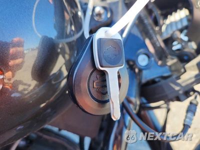 Zdjęcie 8 z 9 samochodu: 2020 HARLEY-DAVIDSON FXLRS VIN:1HD1YWK10LB024618 - miniatura