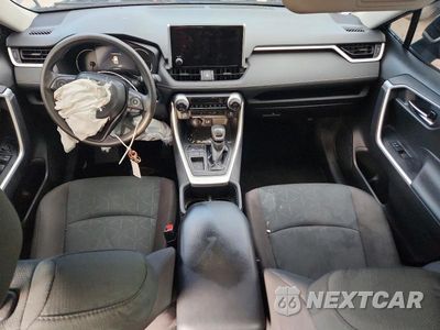 Zdjęcie 8 z 13 samochodu: 2024 TOYOTA RAV4 XLE VIN:2T3W1RFV8RW332601 - miniatura