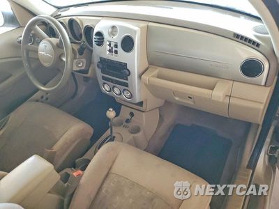 Zdjęcie 8 z 12 samochodu: 2006 CHRYSLER PT CRUISER TOURING VIN:3A4FY58B26T277907 - miniatura