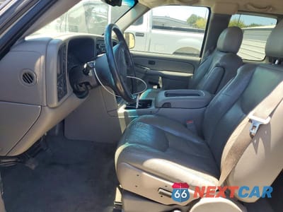 Zdjęcie 7 z 13 samochodu: 2004 CHEVROLET SILVERADO K1500 VIN:2GCEK19T641243017 - miniatura