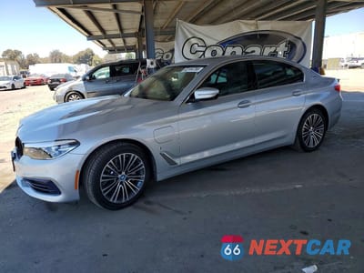 2019 BMW 530E WBAJA9C51KB254768 - główne zdjęcie licytacji z USA - miniatura