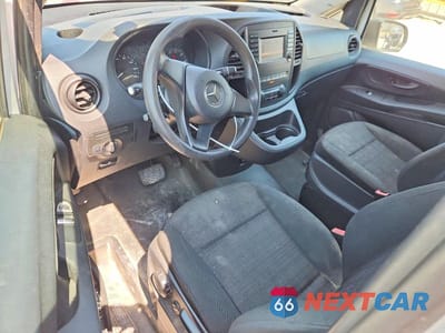 Zdjęcie 8 z 12 samochodu: 2019 MERCEDES-BENZ METRIS VIN:WD3PG2EAXK3505434 - miniatura