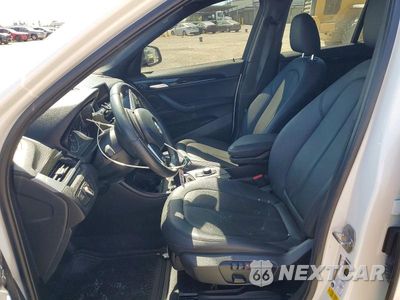 Zdjęcie 7 z 12 samochodu: 2017 BMW X1 SDRIVE28I VIN:WBXHU7C3XH5H37779 - miniatura