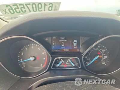 Zdjęcie 9 z 12 samochodu: 2016 FORD FOCUS SE VIN:1FADP3K28GL325801 - miniatura