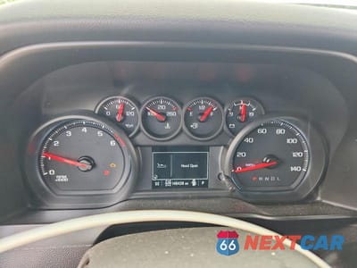 Zdjęcie 9 z 12 samochodu: 2020 CHEVROLET SILVERADO K1500 CUSTOM VIN:3GCUYBEF1LG341247 - miniatura