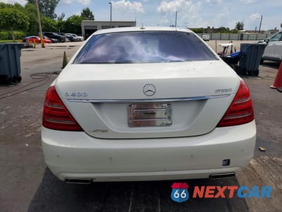 Zdjęcie 6 z 12 samochodu: 2010 MERCEDES-BENZ S 400 VIN:WDDNG9FB3AA302186 - miniatura