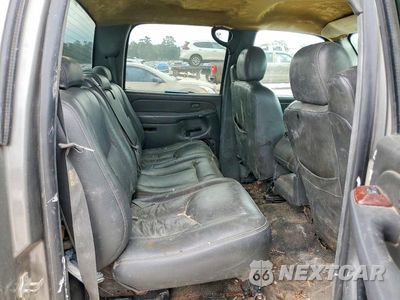 Zdjęcie 10 z 12 samochodu: 2006 CHEVROLET SILVERADO C3500 VIN:1GCJC33DX6F164907 - miniatura