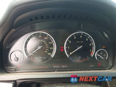 Zdjęcie 9 z 12 samochodu: 2013 BMW 750 LI VIN:WBAYE8C55DD132113 - miniatura
