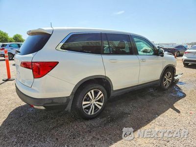 Trzecie zdjęcie samochodu z tyłu: 2018 HONDA PILOT EX VIN:5FNYF5H30JB003416 - miniatura