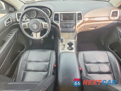 Zdjęcie 8 z 12 samochodu: 2013 JEEP GRAND CHEROKEE LAREDO VIN:1C4RJFAG6DC528231 - miniatura