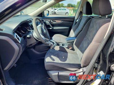 Zdjęcie 7 z 14 samochodu: 2016 NISSAN ROGUE S VIN:KNMAT2MV4GP624642 - miniatura