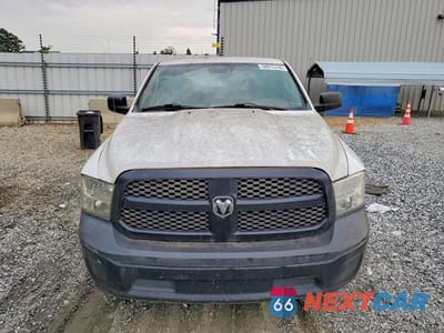 Piąte zdjęcie samochodu w środku: 2016 RAM 1500 ST VIN:1C6RR6FTXGS119035 - miniatura