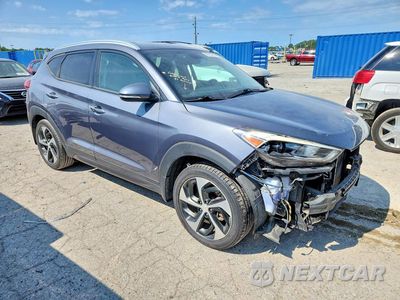 Czwarte zdjęcie samochodu z boku: 2016 HYUNDAI TUCSON LIMITED VIN:KM8J3CA26GU088774 - miniatura