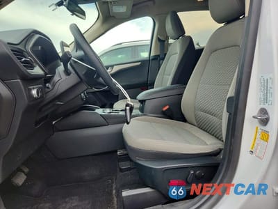 Zdjęcie 7 z 13 samochodu: 2020 FORD ESCAPE SE VIN:1FMCU9G69LUA20126 - miniatura