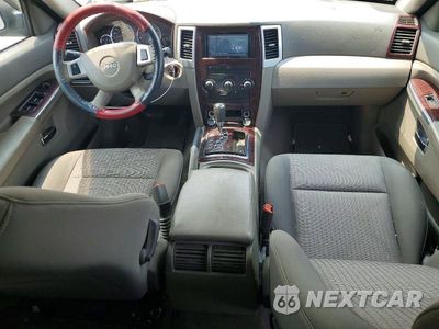 Zdjęcie 8 z 13 samochodu: 2009 JEEP GRAND CHEROKEE LAREDO VIN:1J8GR48K39C548015 - miniatura