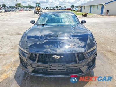 Piąte zdjęcie samochodu w środku: 2024 FORD MUSTANG GT VIN:1FA6P8CF7R5404195 - miniatura