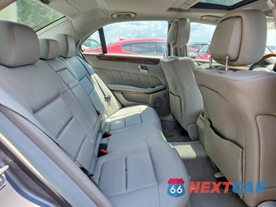 Zdjęcie 10 z 12 samochodu: 2012 MERCEDES-BENZ E 350 VIN:WDDHF5KB5CA534595 - miniatura