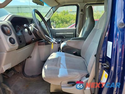 Zdjęcie 7 z 13 samochodu: 2013 FORD ECONOLINE E350 SUPER DUTY WAGON VIN:1FBSS3BL9DDA09925 - miniatura