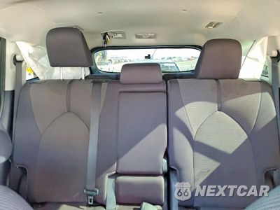 Zdjęcie 10 z 13 samochodu: 2021 TOYOTA HIGHLANDER LE VIN:5TDZZRAH0MS081249 - miniatura