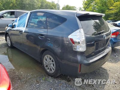 Drugie zdjęcie samochodu z przodu: 2013 TOYOTA PRIUS V THREE VIN:JTDZN3EUXD3227920 - miniatura