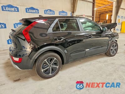 Trzecie zdjęcie samochodu z tyłu: 2026 KIA NIRO LX VIN:KNDCP3LE4T5336923 - miniatura