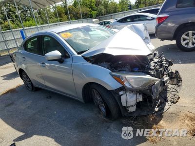 Czwarte zdjęcie samochodu z boku: 2019 TOYOTA YARIS LE VIN:3MYDLBYVXKY523203 - miniatura