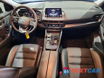 Zdjęcie 8 z 14 samochodu: 2025 NISSAN ROGUE SV VIN:5N1BT3BA2SC863077 - miniatura