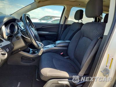 Zdjęcie 7 z 12 samochodu: 2017 DODGE JOURNEY SE VIN:3C4PDCAB4HT568478 - miniatura