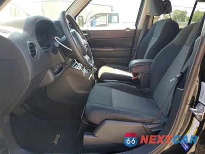 Zdjęcie 7 z 13 samochodu: 2016 JEEP PATRIOT SPORT VIN:1C4NJPBA0GD528531 - miniatura