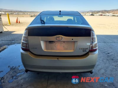 Zdjęcie 6 z 12 samochodu: 2004 TOYOTA PRIUS BASE VIN:JTDKB20U540098840 - miniatura