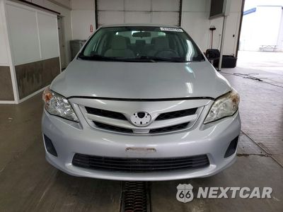 Piąte zdjęcie samochodu w środku: 2013 TOYOTA COROLLA L VIN:2T1BU4EE2DC962319 - miniatura