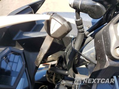 Zdjęcie 8 z 9 samochodu: 2025 KAWASAKI EX500 VIN:ML5EXGG11SDA69152 - miniatura