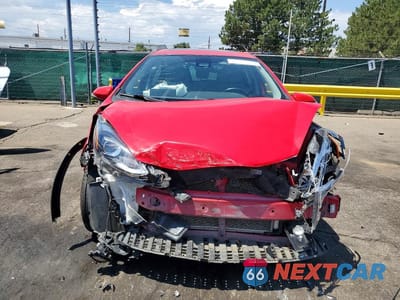 Piąte zdjęcie samochodu w środku: 2018 TOYOTA PRIUS C FOUR VIN:JTDKDTB35J1601163 - miniatura
