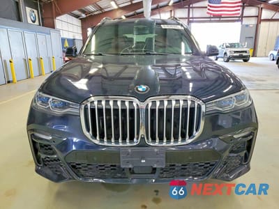 Piąte zdjęcie samochodu w środku: 2019 BMW X7 XDRIVE50I VIN:5UXCX4C54KLB39669 - miniatura