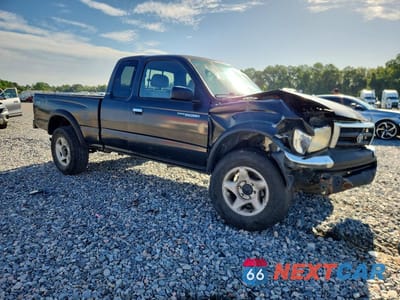 Czwarte zdjęcie samochodu z boku: 1999 TOYOTA TACOMA BASE VIN:4TAWM72N7XZ524859 - miniatura