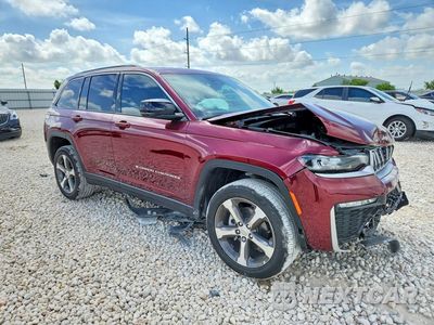 Czwarte zdjęcie samochodu z boku: 2026 JEEP GRAND CHEROKEE LIMITED VIN:1C4RJHBR0TC221793 - miniatura