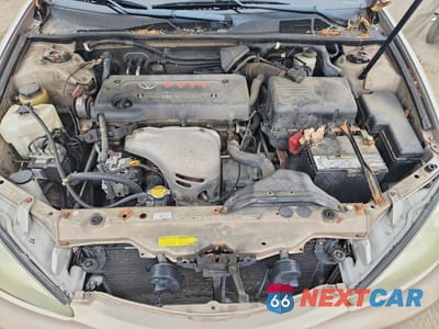 Zdjęcie 11 z 12 samochodu: 2004 TOYOTA CAMRY LE VIN:4T1BE32K04U355139 - miniatura