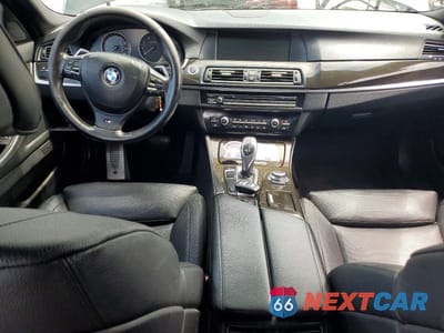 Zdjęcie 8 z 12 samochodu: 2011 BMW 550 I VIN:WBAFR9C58BDE82143 - miniatura