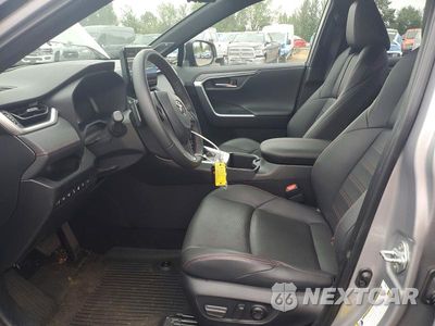 Zdjęcie 7 z 12 samochodu: 2025 TOYOTA RAV4 XSE VIN:JTMFB3FV4SD249566 - miniatura